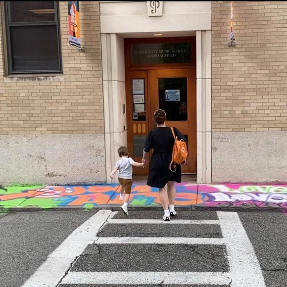 Meet your Posher, Sarah - Picture 1 of 1